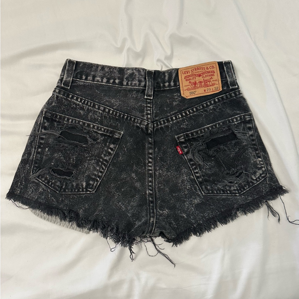 LEVIS SHORTS - Picture 3 of 3